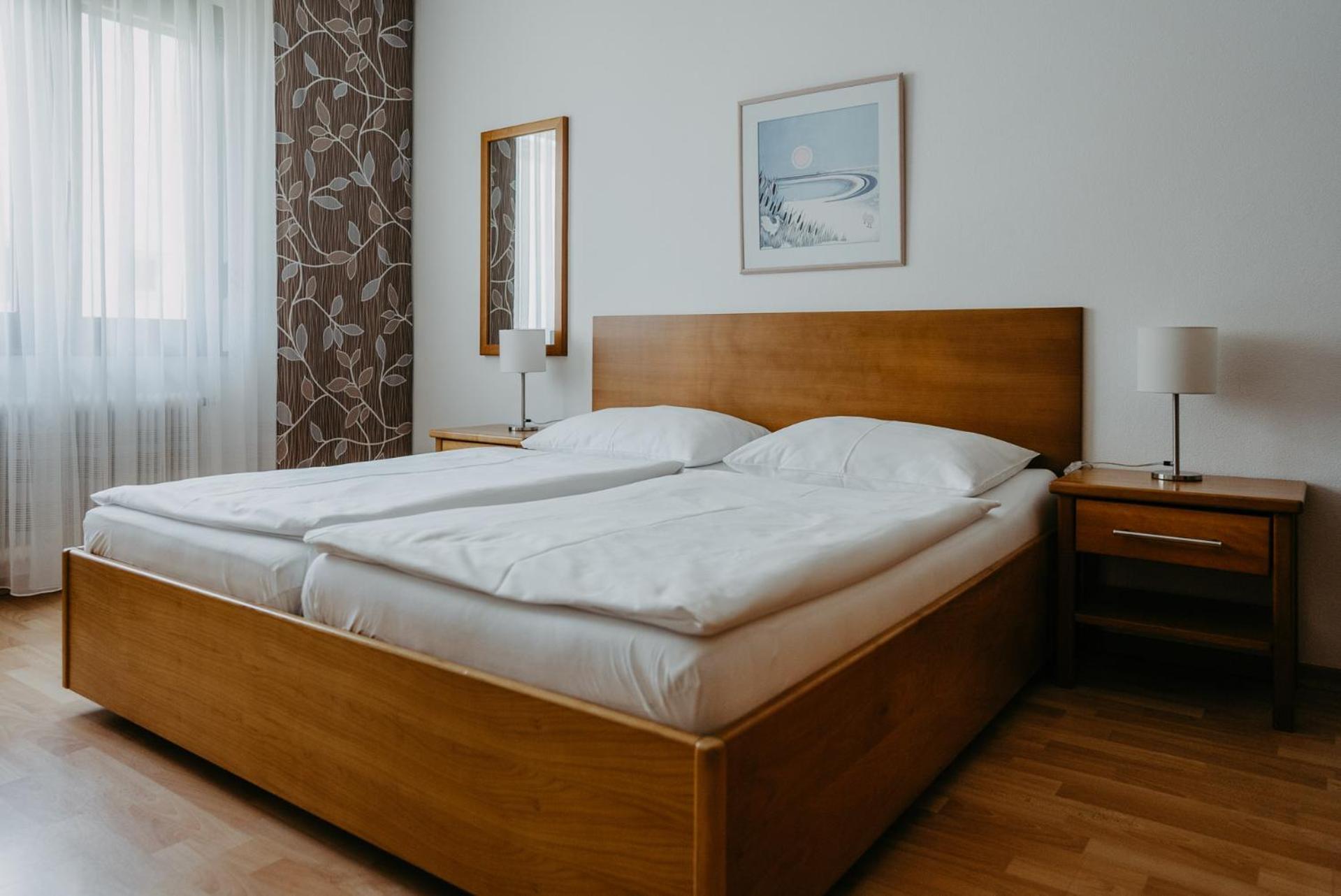 Winzerhof Michael Gartner Bed and Breakfast Illmitz Buitenkant foto